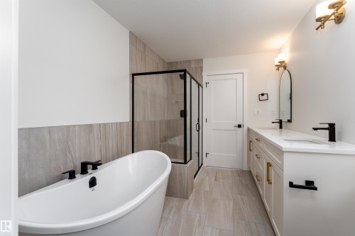 6 Tenuto Link, Spruce Grove, AB - Indoor Photo Showing Bathroom