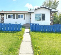 7807 36 Avenue  Edmonton, AB T6K 0C5