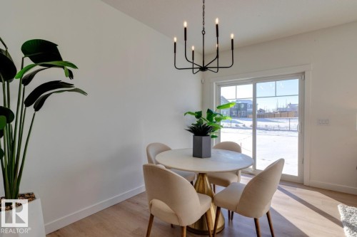 1530 Grant Way, Edmonton, AB - Indoor Photo Showing Dining Room