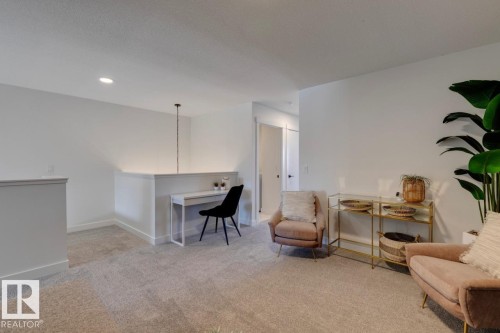 1530 Grant Way, Edmonton, AB - Indoor