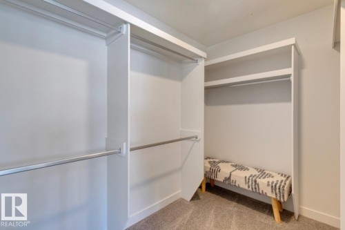 1530 Grant Way, Edmonton, AB - Indoor