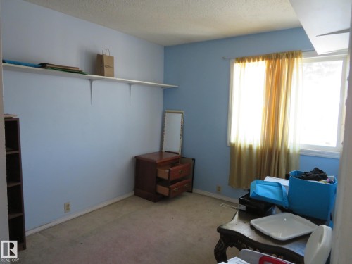 155 Woodborough Way, Edmonton, AB - Indoor