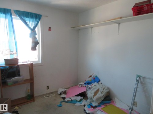 155 Woodborough Way, Edmonton, AB - Indoor