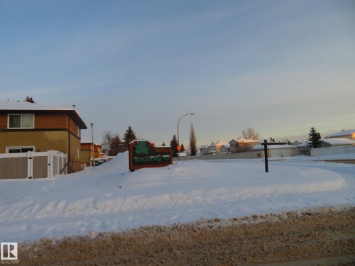 155 Woodborough Way, Edmonton, AB - Outdoor With View