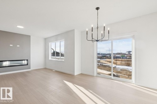 951 18 Avenue, Edmonton, AB - Indoor