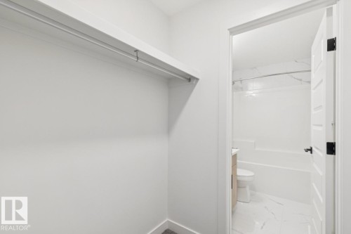 951 18 Avenue, Edmonton, AB - Indoor