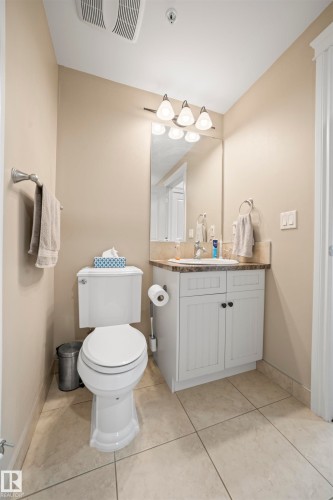 405 10232 115 St Nw, Edmonton, AB - Indoor Photo Showing Bathroom