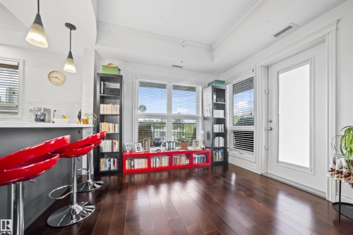 405 10232 115 St Nw, Edmonton, AB - Indoor