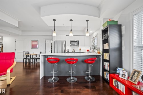 405 10232 115 St Nw, Edmonton, AB - Indoor Photo Showing Kitchen