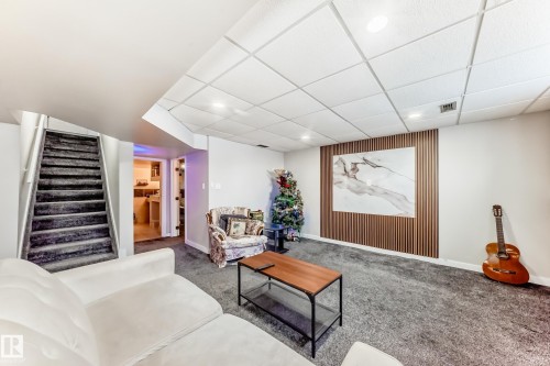 72 Howson Crescent, Edmonton, AB - Indoor