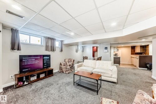 72 Howson Crescent, Edmonton, AB - Indoor