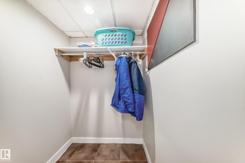 72 Howson Crescent, Edmonton, AB - Indoor