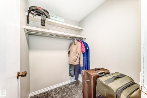 72 Howson Crescent, Edmonton, AB - Indoor Photo Showing Other Room