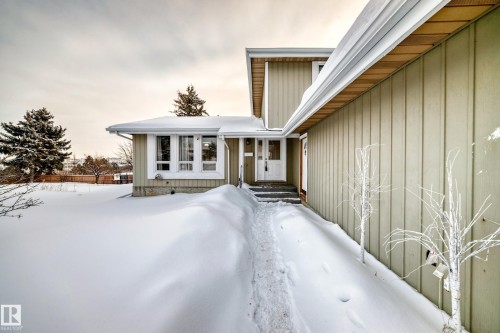 72 Howson Crescent, Edmonton, AB - Outdoor