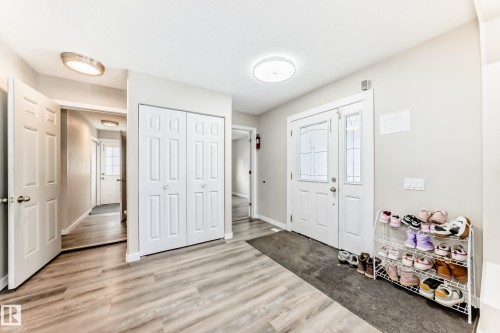 72 Howson Crescent, Edmonton, AB - Indoor Photo Showing Other Room