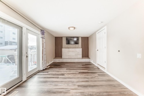 72 Howson Crescent, Edmonton, AB - Indoor Photo Showing Other Room