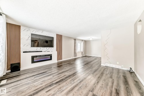 72 Howson Crescent, Edmonton, AB - Indoor With Fireplace