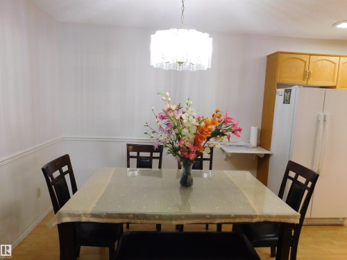210 10945 21 Avenue, Edmonton, AB - Indoor Photo Showing Dining Room