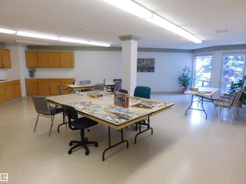 210 10945 21 Avenue, Edmonton, AB - Indoor