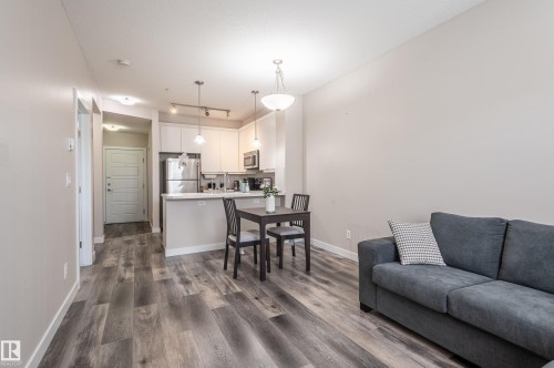 102 2590 Anderson Way, Edmonton, AB - Indoor