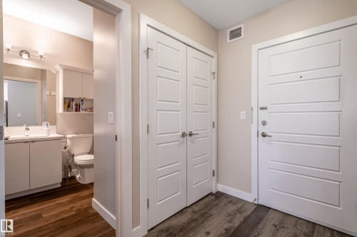 102 2590 Anderson Way, Edmonton, AB - Indoor