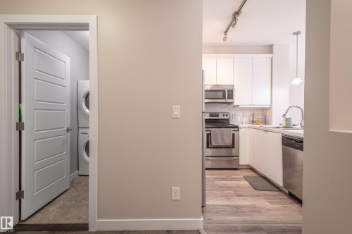 102 2590 Anderson Way, Edmonton, AB - Indoor Photo Showing Kitchen