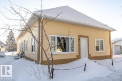 4813 52 Ave  St. Paul Town, AB T0A 3A2