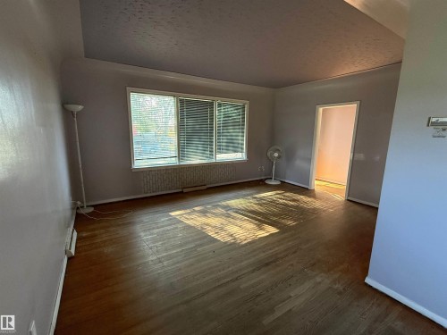 12425 126 Street, Edmonton, AB - Indoor Photo Showing Other Room