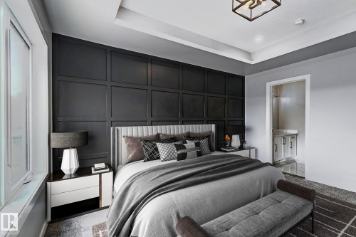 11633 St Albert Trail, Edmonton, AB - Indoor Photo Showing Bedroom