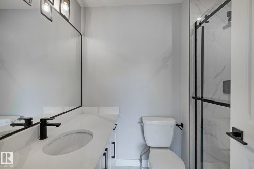 11633 St Albert Trail, Edmonton, AB - Indoor Photo Showing Bathroom