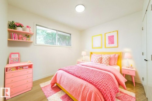 6708 132 Avenue, Edmonton, AB - Indoor Photo Showing Bedroom