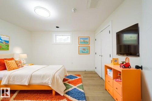 6708 132 Avenue, Edmonton, AB - Indoor Photo Showing Bedroom