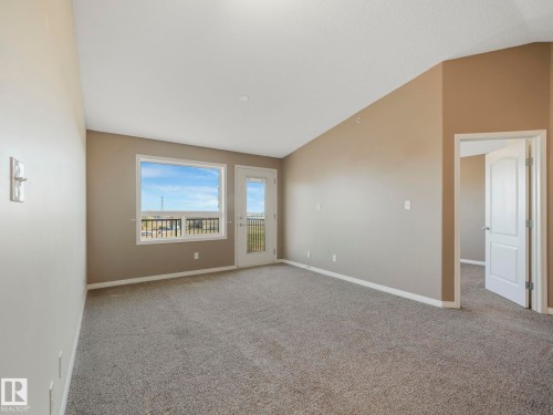 423 1520 Hammond Gate, Edmonton, AB - Indoor Photo Showing Other Room