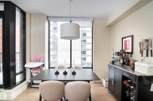 304 11933 Jasper Avenue, Edmonton, AB - Indoor Photo Showing Dining Room