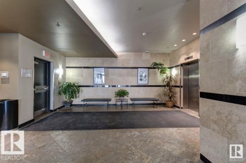 304 11933 Jasper Avenue, Edmonton, AB - Indoor Photo Showing Other Room