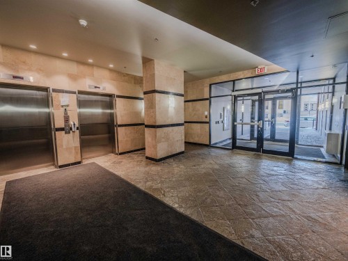 304 11933 Jasper Avenue, Edmonton, AB - Indoor Photo Showing Other Room