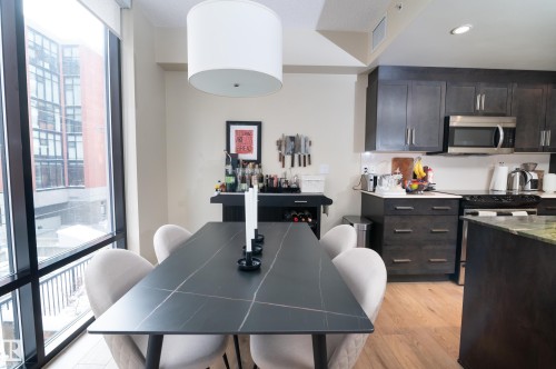 304 11933 Jasper Avenue, Edmonton, AB - Indoor