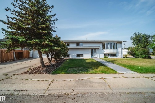 18851 99A Avenue Nw, Edmonton, AB - Outdoor With Facade