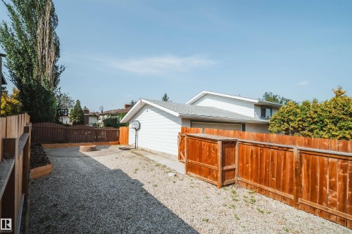 18851 99A Avenue Nw, Edmonton, AB - Outdoor