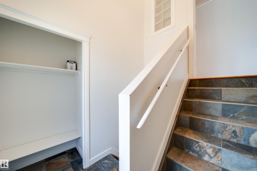 18851 99A Avenue Nw, Edmonton, AB - Indoor Photo Showing Other Room