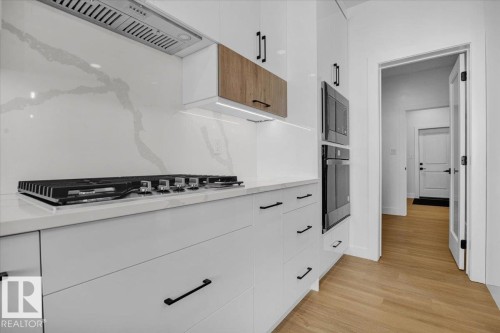 12 Edgefield Way, St. Albert, AB - Indoor Photo Showing Kitchen