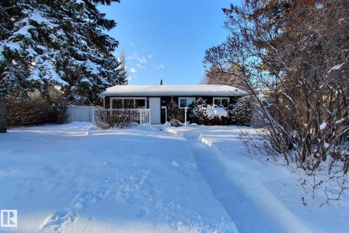 30 ARLINGTON Street  Spruce Grove, AB T7X 2E7