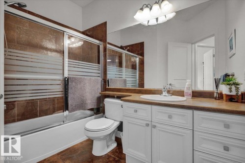 1404 Latta Court, Edmonton, AB - Indoor Photo Showing Bathroom