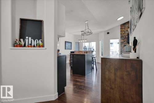 1404 Latta Court, Edmonton, AB - Indoor Photo Showing Other Room