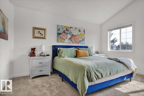 1404 Latta Court, Edmonton, AB - Indoor Photo Showing Bedroom
