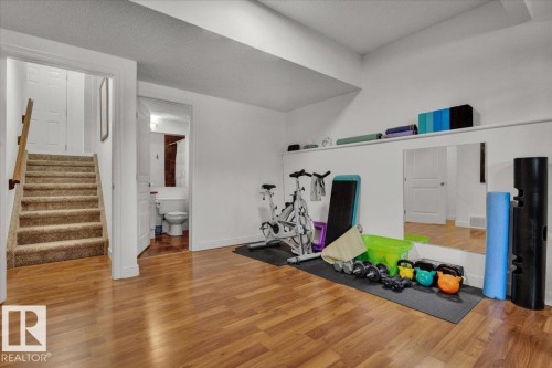 1404 Latta Court, Edmonton, AB - Indoor Photo Showing Other Room