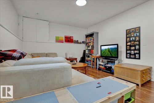 1404 Latta Court, Edmonton, AB - Indoor