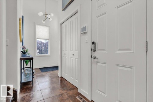 1404 Latta Court, Edmonton, AB - Indoor Photo Showing Other Room