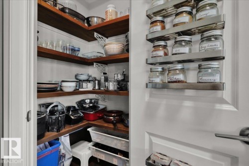 1404 Latta Court, Edmonton, AB - Indoor Photo Showing Other Room