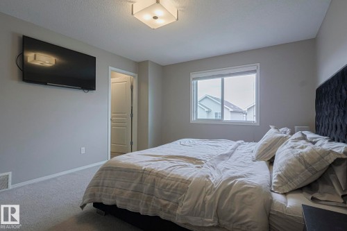 17135 47 Street, Edmonton, AB - Indoor Photo Showing Bedroom
